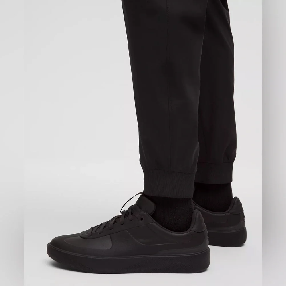 NWT - Lululemon Men’s ABC Jogger - Black - Picture 10 of 11